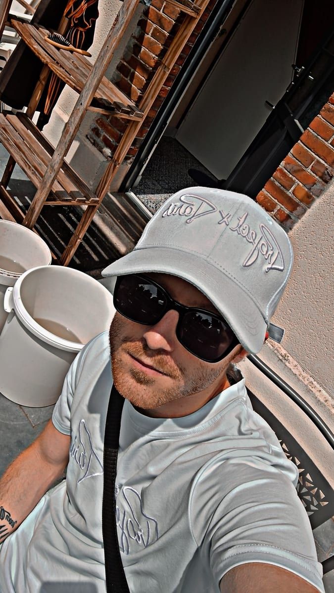 Profil de Satya